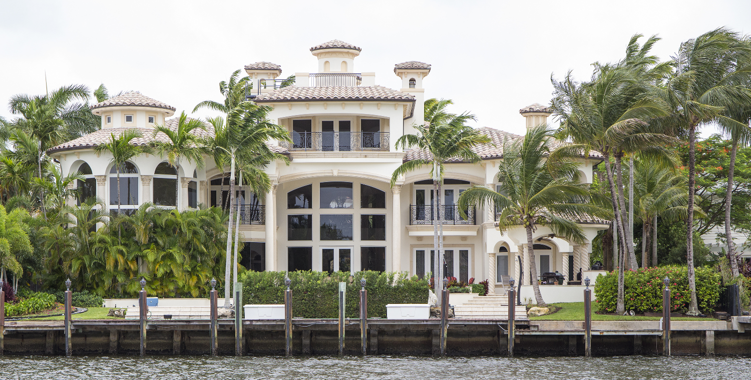 Modern Florida home at dusk