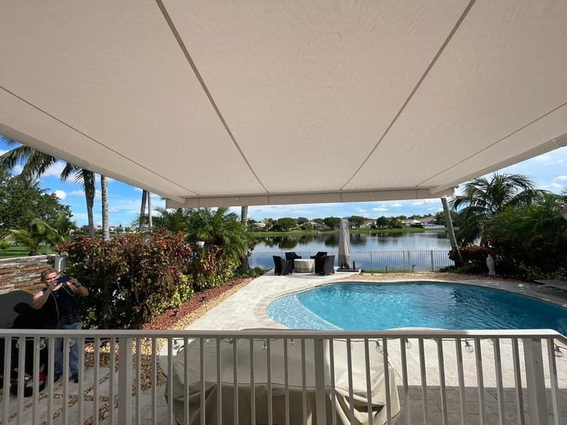 Retractable Awnings example 2